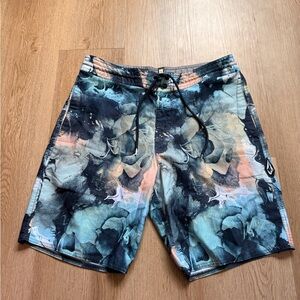 Volcom Stoneys Board Shorts Trunks Blue Black Size 32 Drawstring Back Pocket